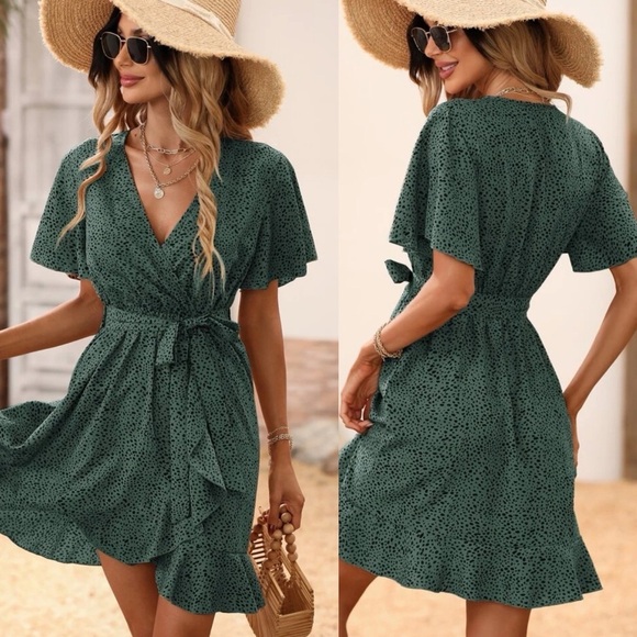 Leopard print dot animal v neck wrap dress mini boho ruffle belted green - Picture 1 of 3